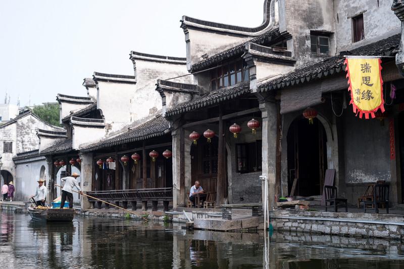 为什么晚上睡觉就做梦，醒了接着睡还是做梦啊这到底是什么原因呢，白天睡觉也做梦，游戏画面